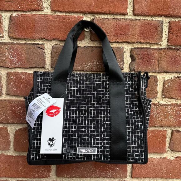 WILDFOX $60 bag black tote w crossbody strap NWT - Picture 1 of 8